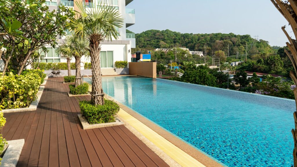 copropriété piscine